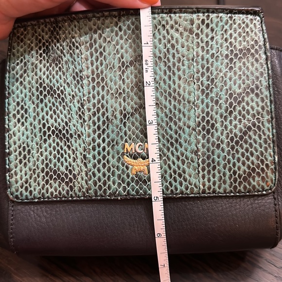 MCM snake skin print crossbody - Picture 16 of 17